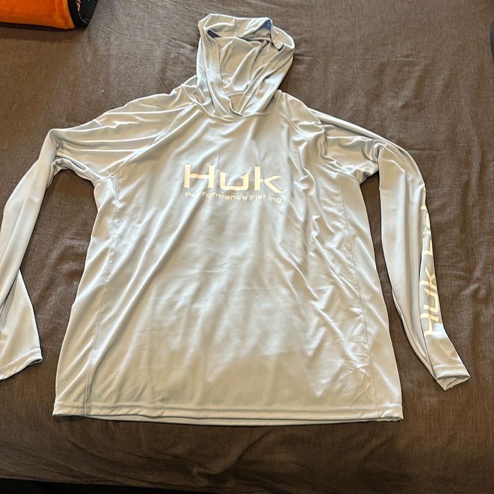 Huk Fishing Pull-over
